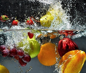 Зачем, как и чем мыть овощи и фрукты?